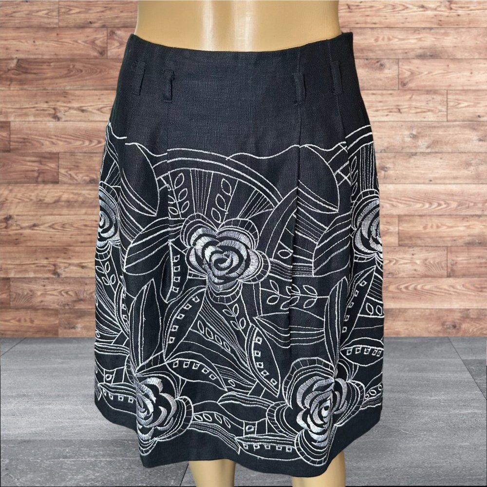 Cynthia Steffe A-Line Skirt Size 2 Black White High Rise Linen Lined Embroidered